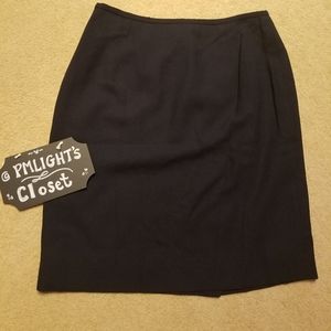 Lauren Ralph Lauren Petite 12P Wool Skirt Navy Lined